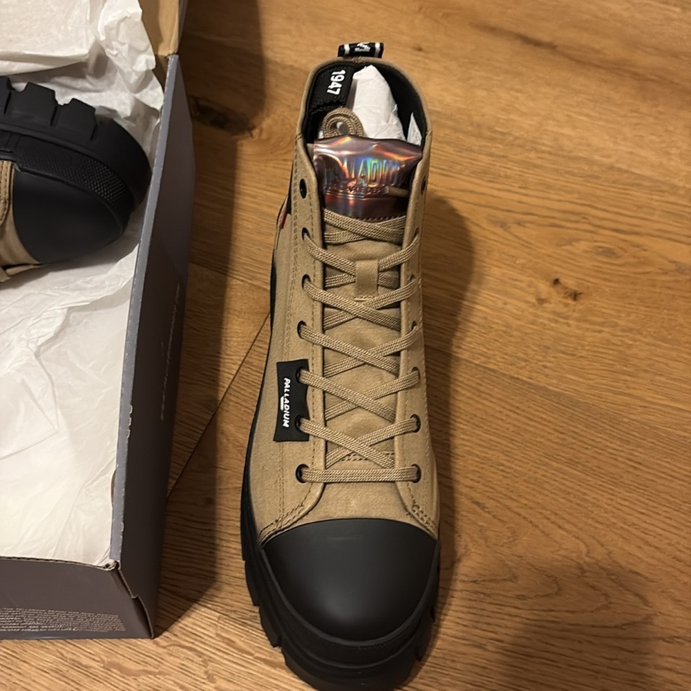 Palladium NIB Revolt HI TX Woman’s Olive Boot size 10 - Picture 3 of 6